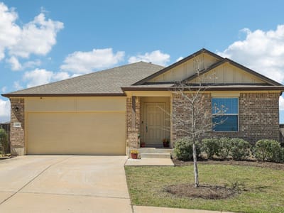 Living area at 138 George Kimble Cv - 4 bed 2 bath home
