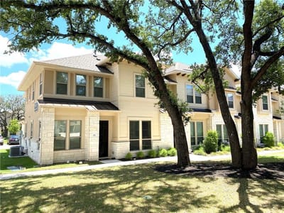 Living area at 13800 Lyndhurst ST Unit #255 - 4 bed 3 bath home