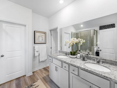 Property photo 5 at 13813 Heishbrook WAY - 4 bed 2 bath home