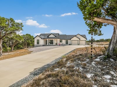 Photo 2 of 31 at 1382 Primrose PATH - 3 bed 2 bath home