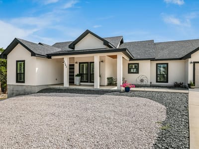 Photo 3 of 31 at 1382 Primrose PATH - 3 bed 2 bath home