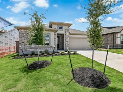 Living area at 139 Grand Canyon WAY - 3 bed 2 bath home