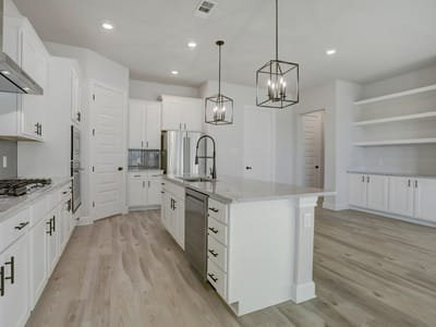 Property photo 5 at 139 William Hersee DR - 4 bed 2 bath home