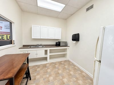 Photo 5 of 12 at 1398 SH 95 St - Bastrop, Bastrop, TX