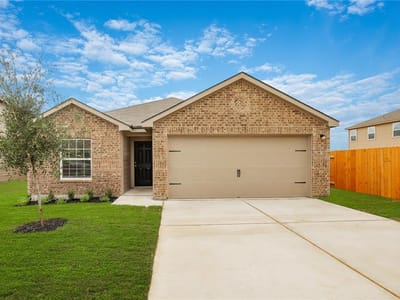 Primary bedroom at 140 Allington CIR - 3 bed 2 bath home