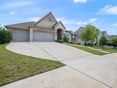 Living area at 140 Catani LOOP - 4 bed 3 bath home