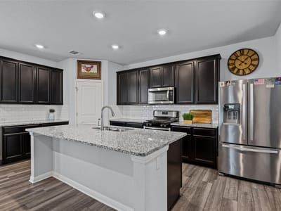 Property photo 5 at 140 Delaware Mountains TER - 3 bed 2 bath home