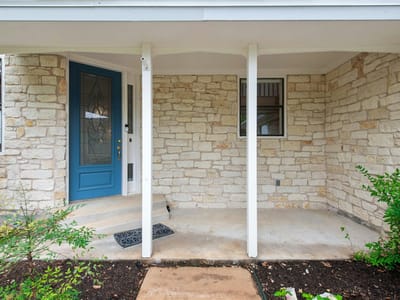 Primary bedroom at 140 Donna DR - 3 bed 2 bath home