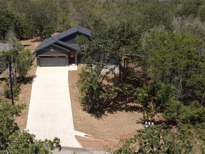 Property photo 4 at 140 Heleakala DR - 4 bed 2 bath home
