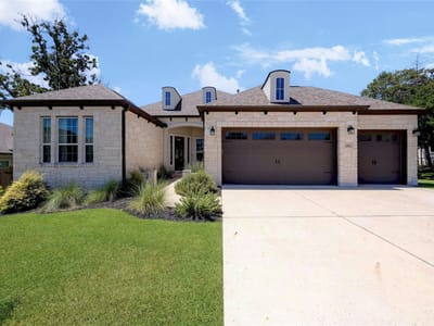 Property photo 2 at 140 Kellogg LN - 3 bed 3 bath home
