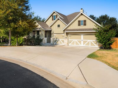 Property photo 3 at 140 Lake Rim CIR - 4 bed 3 bath home