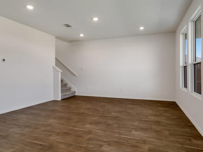Living area at 140 ORANGE FLAME Blvd - 3 bed 3 bath home