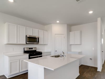 Bathroom at 140 ORANGE FLAME Blvd - 3 bed 3 bath home