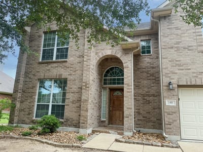 Kitchen at 140 Pecanwood - 5 bed 3 bath home