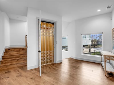 Primary bedroom at 140 Riverbend - 6 bed 4 bath home