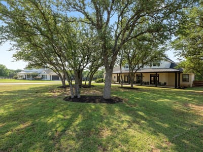Living area at 140 Vincas Shadow CT - 5 bed 3 bath home