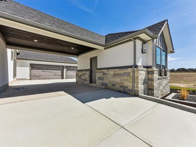 Living area at 1400 Paxton LN - 4 bed 4 bath home