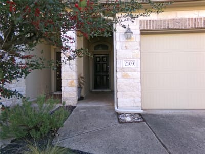Living area at 14001 Avery Ranch BLVD Unit #2103 - 3 bed 2 bath home