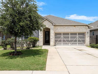 Living area at 14004 Lyndon B Johnson ST - 3 bed 2 bath home