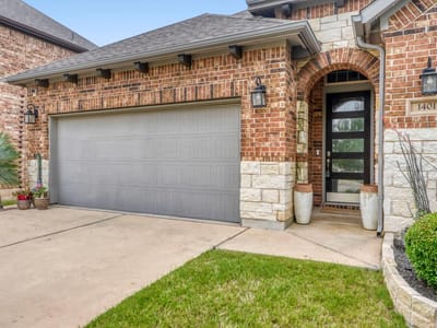 Living area at 1401 Calago Cv - 4 bed 3 bath home