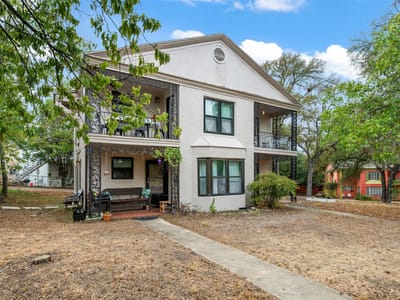 Photo 2 of 40 at 1401 Kirkwood RD - Cherrywood, Austin, TX