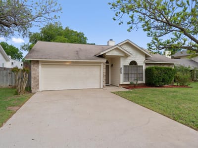 Kitchen at 1401 Plum Creek Rd - 3 bed 2 bath home