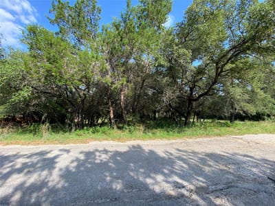Kitchen at 1401 Sharps Rd - Apache Shores Sec 05, Austin, TX