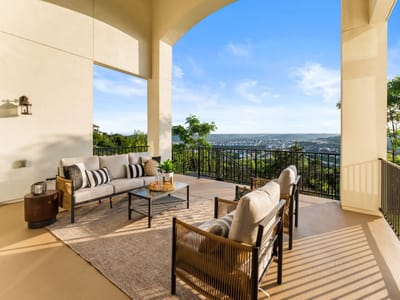 Living area at 1401 Siena Sunset RD - 4 bed 3 bath home