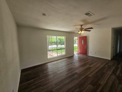 Bathroom at 1401 Trinity ST - 4 bed 2 bath home
