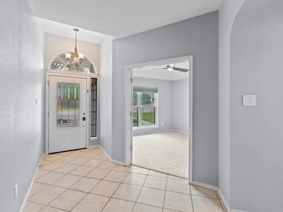 Bathroom at 1402 Highland DR - 4 bed 2 bath home