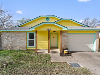 Kitchen at 1403 Alma Dr - 3 bed 1 bath home