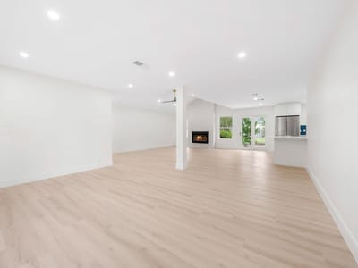 Property photo 5 at 1403 Creekview DR - 4 bed 2 bath home