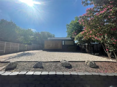 Living area at 1403 Newfield Ln - Enfield H, Austin, TX