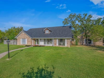 Primary bedroom at 1403 Post Oak Cir - 4 bed 2 bath home