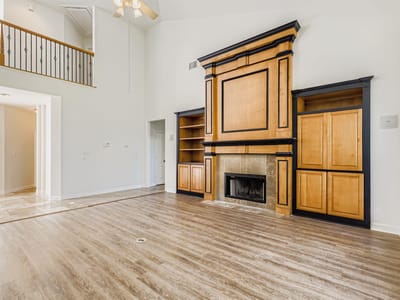 Primary bedroom at 1404 Hidden Glen DR - 5 bed 3 bath home