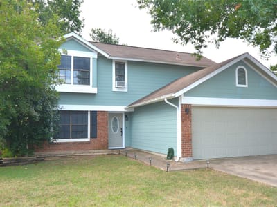 Property photo 2 at 1404 Piney Creek LN - 3 bed 3 bath home