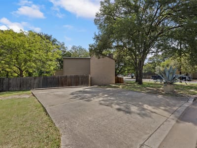 Property photo 3 at 1404 Southport DR Unit #A - 2 bed 1 bath home
