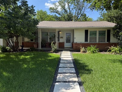 Property photo 2 at 1405 E 16th ST - 2 bed 1 bath home