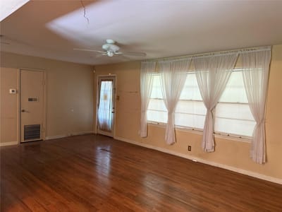 Property photo 4 at 1405 E 16th ST - 2 bed 1 bath home