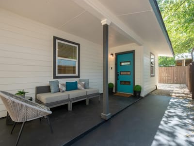 Property photo 2 at 1406 Brentwood ST Unit #2 - 2 bed 1 bath home