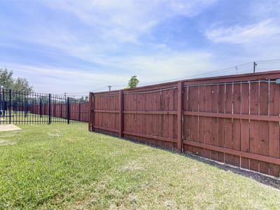 Photo 5 - 1407 Airedale RD Unit #1104 Photo 5 of 26 at 1407 Airedale RD Unit #1104 - 3 bed 2 bath home