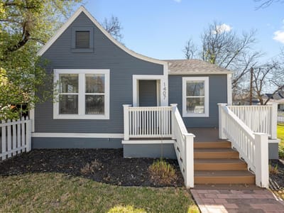 Property photo 4 at 1407 S Myrtle ST - 3 bed 1 bath home