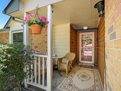 Property photo 2 at 1408 Quail Run RD - 3 bed 2 bath home