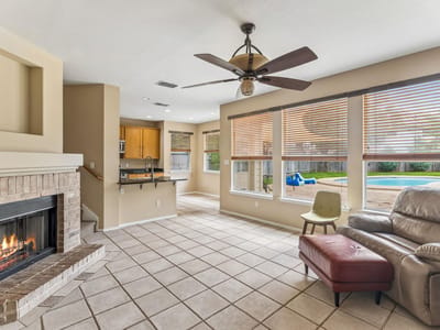 Primary bedroom at 1409 Deer Horn DR - 4 bed 3 bath home