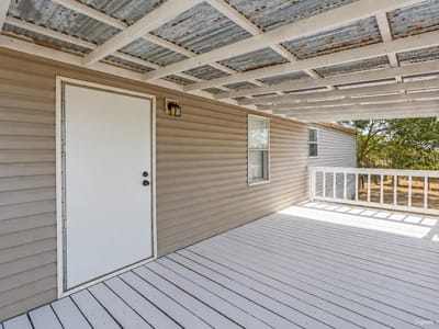 Property photo 3 at 141 Davie LN - 3 bed 2 bath home