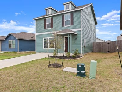 Property photo 3 at 141 Texas Angel WAY - 3 bed 2 bath home