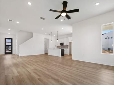 Property photo 5 at 1410 Rambling Rose RD - 3 bed 2 bath home