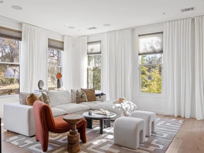 Living area at 1410 Woodlawn Blvd Unit #B - 3 bed 3 bath home