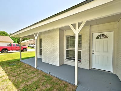 Primary bedroom at 1411 Bellmar DR - 3 bed 2 bath home