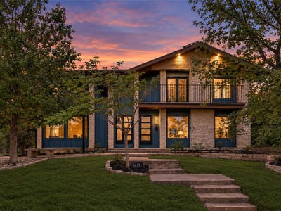 Photo 2 of 34 at 1413 Valleyridge DR - South Congress, Austin, TX